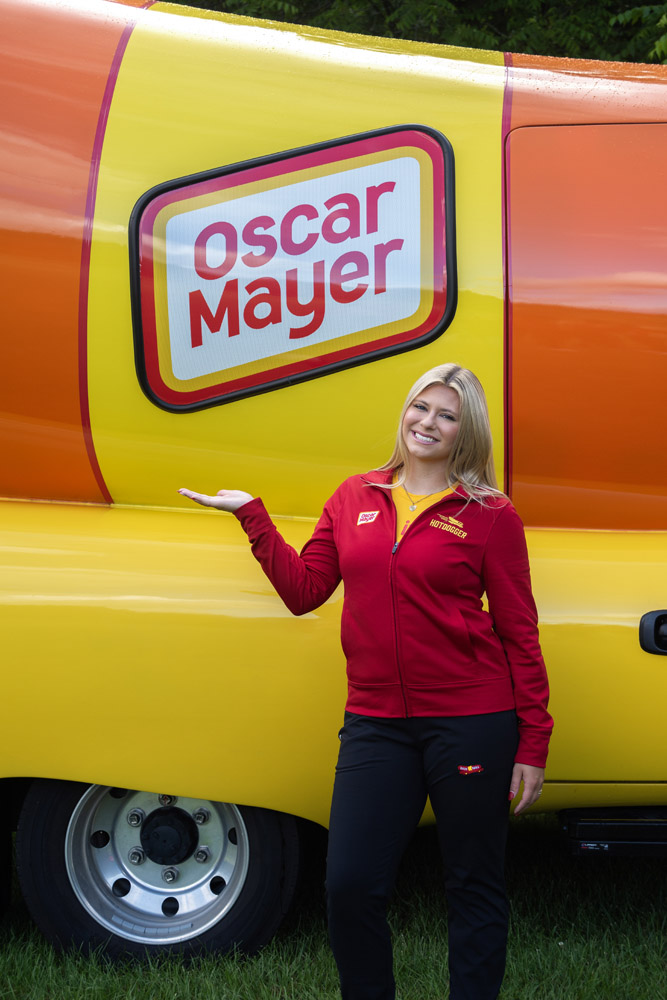 Hotdogger Caroline