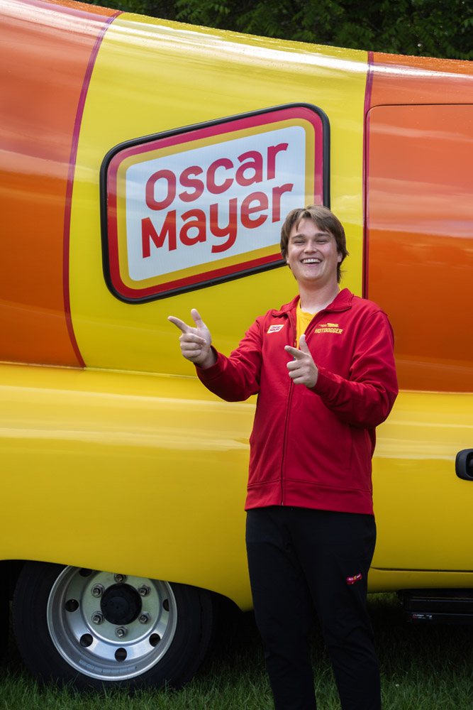 Hotdogger Charlie